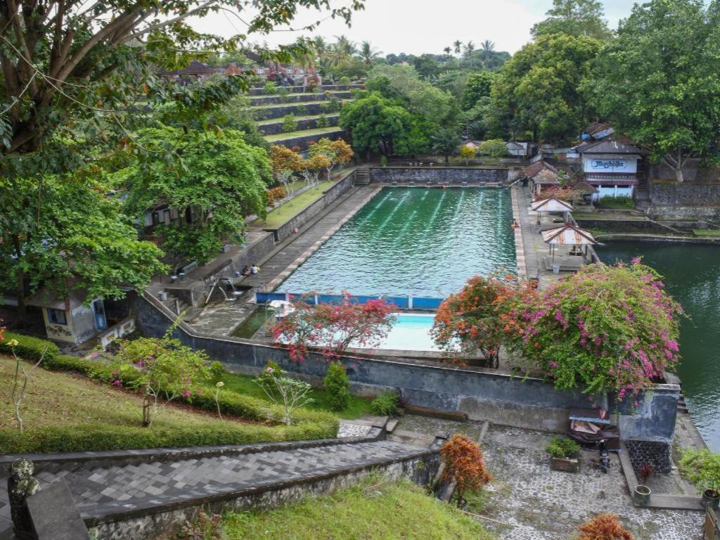 Villa Bale Seni Mataram Exterior photo