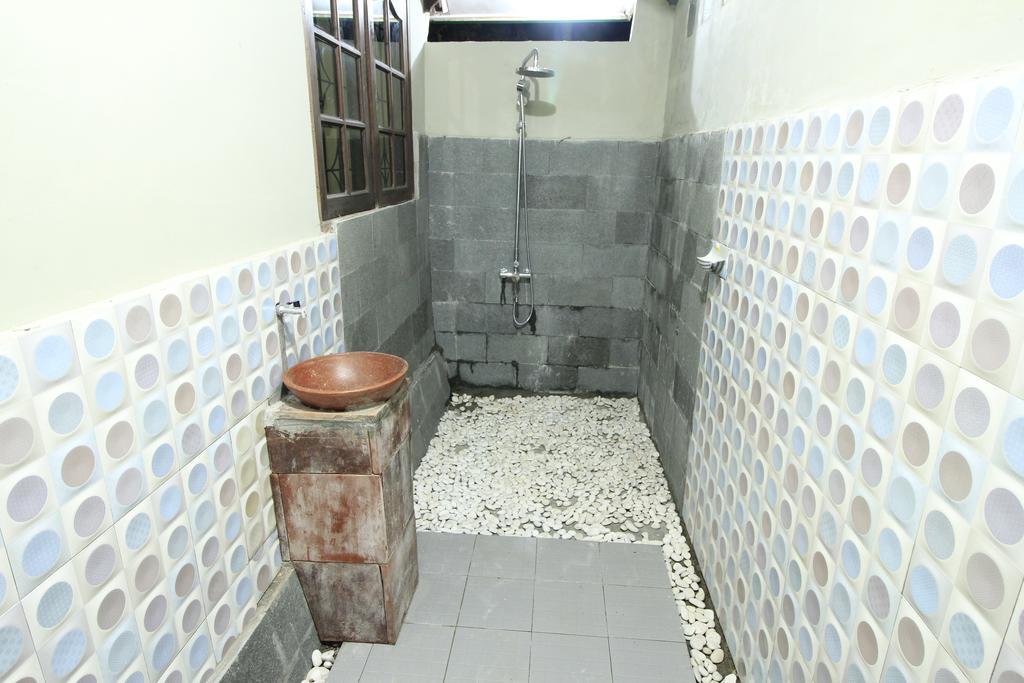 Villa Bale Seni Mataram Exterior photo