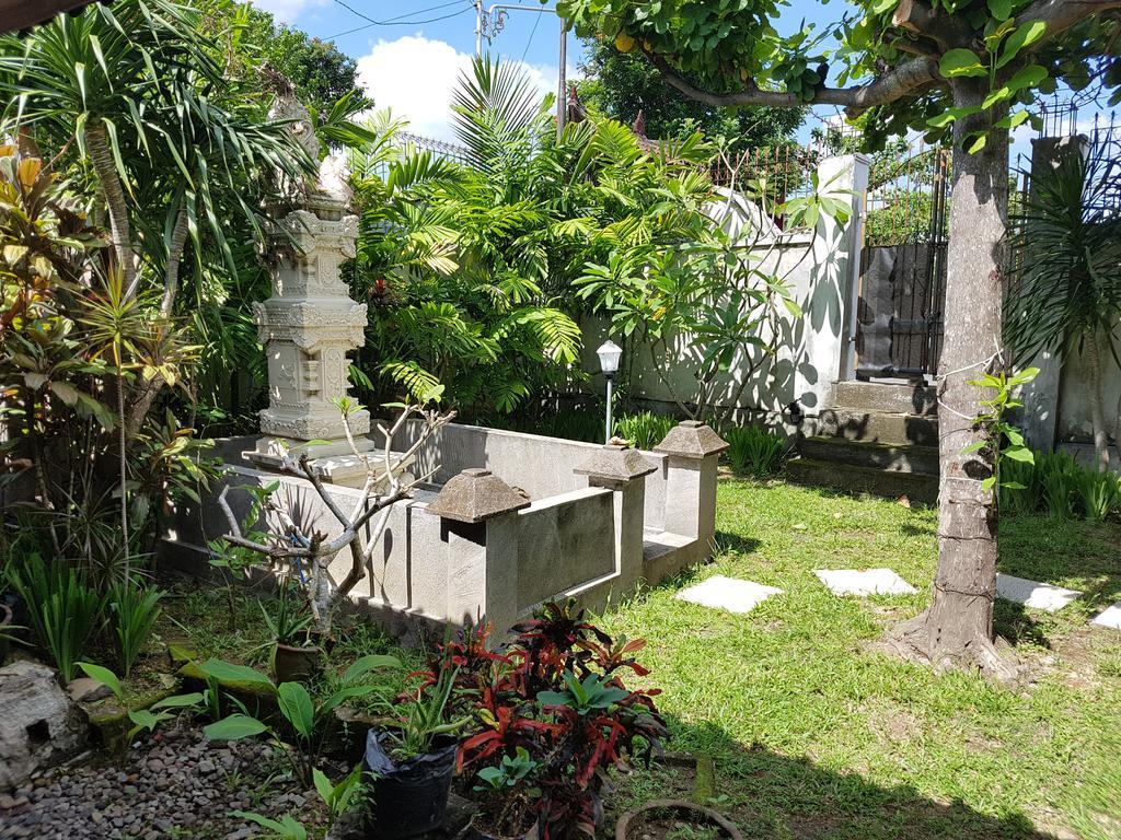 Villa Bale Seni Mataram Exterior photo